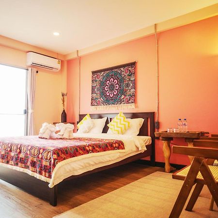 Elegant Lanna Guesthouse Chiang Mai Zewnętrze zdjęcie