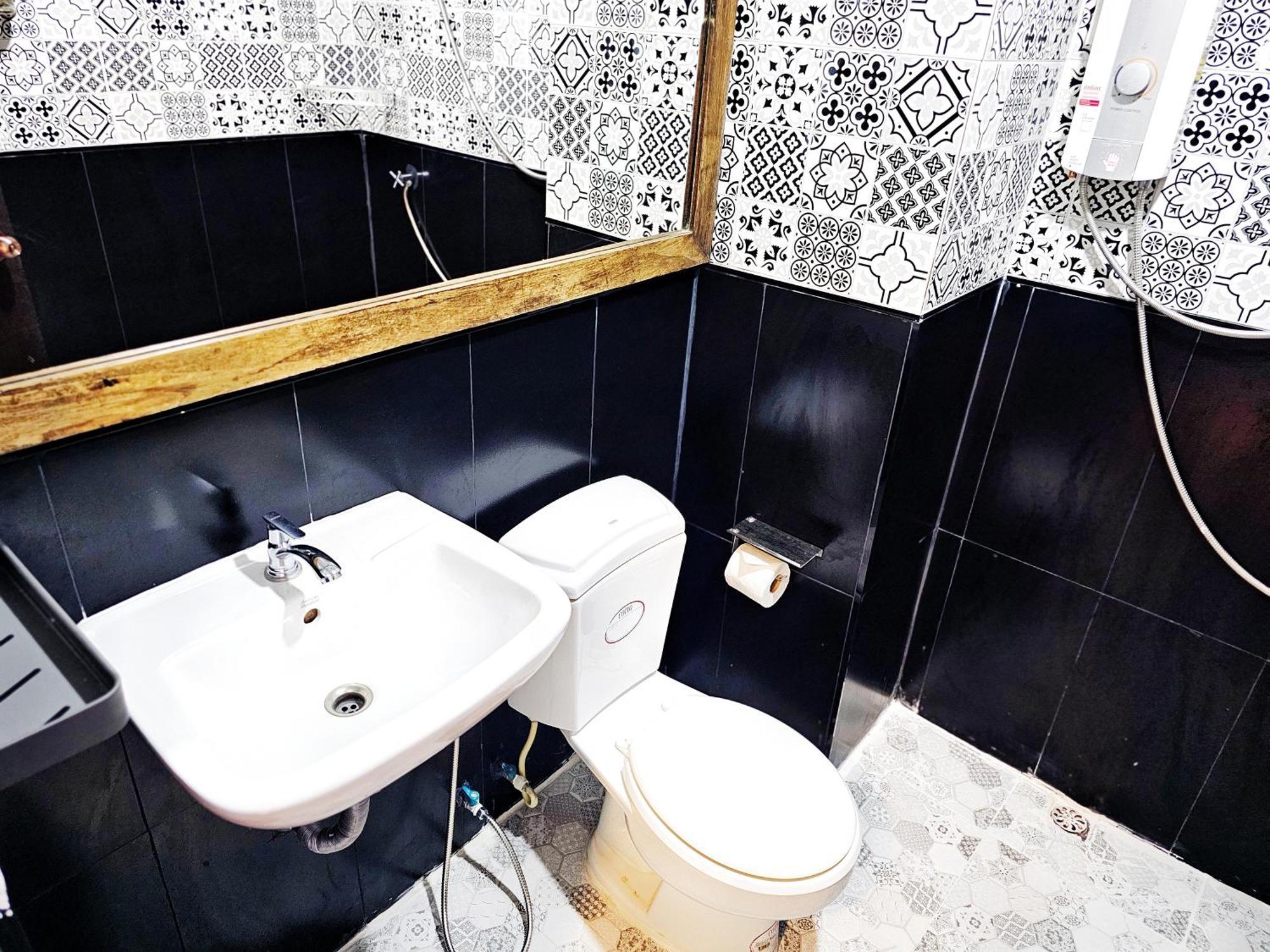 Elegant Lanna Guesthouse Chiang Mai Zewnętrze zdjęcie